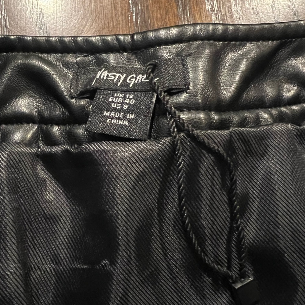 NOT FOR SALE - Picture 6 of 8